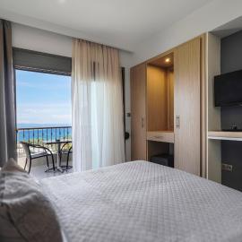 Panorama Dream Studios B, hotel a Vourvourou