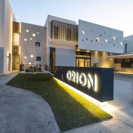 Orion suites, hotel u gradu 'Tinos'