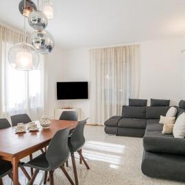 Central Cernobbio - Modern apartment