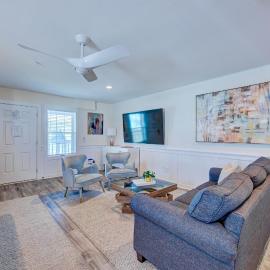 Saltwater 101 1st Floor Barefoot ADA