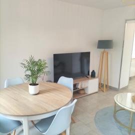 Appartement avec cour privée, hotel in Caen