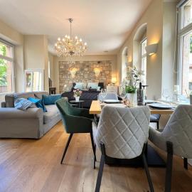 Charmantes Ferienhaus mit Garten & Terrasse-ruhig und schnell ins Zentrum