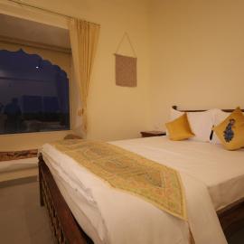Agastya Vilas Resort, hotel i Dhandni