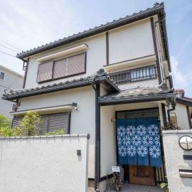 Viesnīca Beach & Stay 鎌倉長谷 暮らすように泊まる 長谷駅すぐ 海近の個室ゲストハウス pilsētā Kamakura