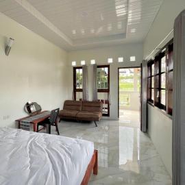 Caesarea Guesthouse, хотел в Берастаги