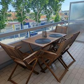 Nice studio 5 minutes walk from the beach, hotel in Cagnes-sur-Mer