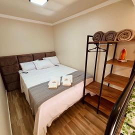 LOFT SMART, colchões com massagem, mobiliado e aconchegante