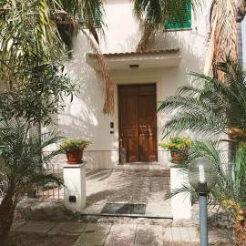 La Villa, hotel in Roccella Ionica