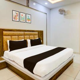 Townhouse Oak Rohtak Mansarovar Park, hotel em Rohtak