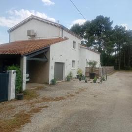 La maison des pins, hotel in Saint-Péray