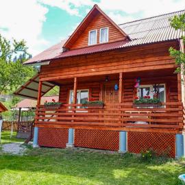 Cabana Ianis, hotel em Topliţa