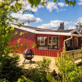 Långrösta; Ruime blokhut grenzend aan bos, hotel i Hagfors