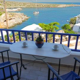 Varda apartments - Kythoikies holiday houses, hôtel à Cythère