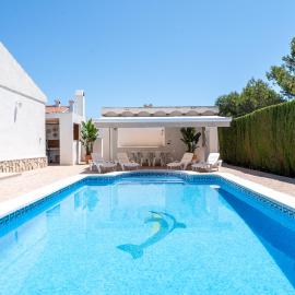 Exclusiva villa con piscina, hotel u gradu 'Calafat'