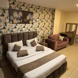 El RAYYAN HOTEL SUITES, hotel u gradu Aman