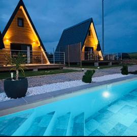 Lodge lady tipi 1 avec bain nordique et piscine, ξενοδοχείο 