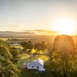 Coopers Lodge, Lovedale - A rural escape in the heart of wine country, hotel di Lovedale