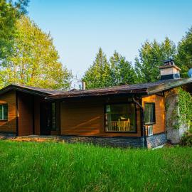 Le Chalet Brun, jacuzzi en bord de lac