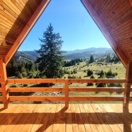 Woodenhouse Ede Vlasic، فندق في Kutlovac