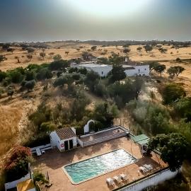 Vila Bita Agroturismo, hotelli kohteessa Almodôvar