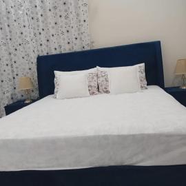 SM dream Lodges Private Room near Islamabad Airport, hotel in Dhok Sandemār