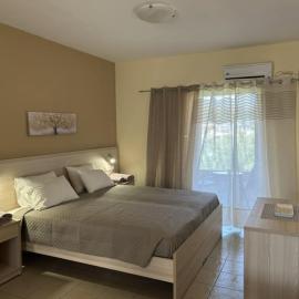 Spiros & Maria Hotel