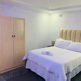 Greenline lodge and Camping