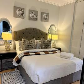 Ellipse Waterfall Executive Luxury Sapphire, hotel sa Midrand