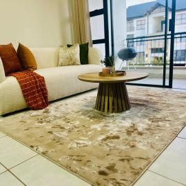 Beach-Style Modern Apt at The Blyde