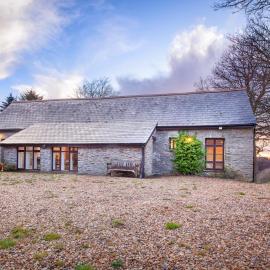 North Devon Coast Near Lynmouth -Sleeps 9، فندق في Countisbury