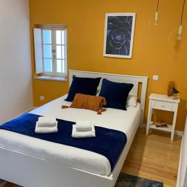 Blue Essence Apartment - Central