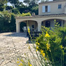 Le Fagneton - Seaview Villa Cote d'Azur, hotel in Roquebrune-sur-Argens