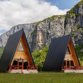 Silence House, hotel a Šavnik