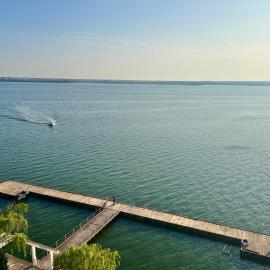 Lake Boutique Dream View