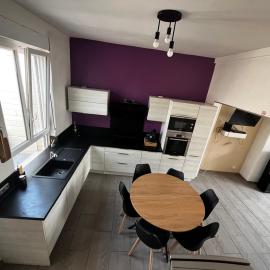 Maison proche de toutes commodités, hotel a Dunkerque