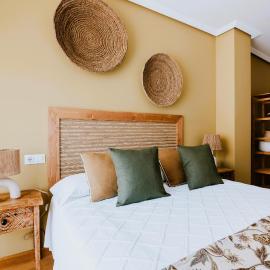 APARTAMENTO REY ENEO II 80 m2 en la Cuna Histórica del Vino, hotell i Haro