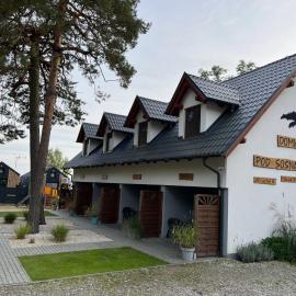 Domki Pod Sosnami, hotel in Wielen Zaobrzanski