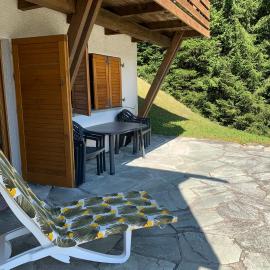 Ferienwohnung Laax mit Traumblick, großem Balkon und Terrasse
