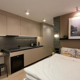 Burtnieku Apartment - Quiet & Cozy, hotel di Rīga