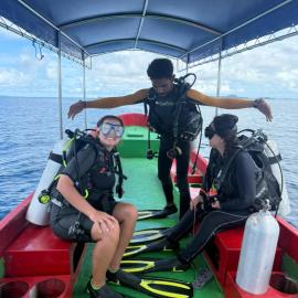 Famili Dive Shop