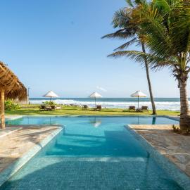 KUKI BEACH - Luxury Beachfront Villa in Ahangama, hotel ad Ahangama