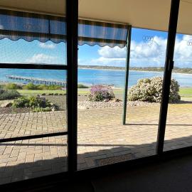 Baywatch - Emu Bay - Kangaroo Island