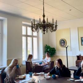 Gammelgård Pizza & Padel Resort, hotell i Nauvo