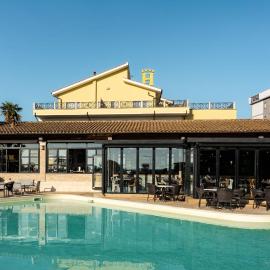CODE ROOMS by Hotel Villa Tirreno, hotel em Tarquinia
