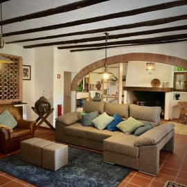 The Oak Tree Farm - Open Plan Layout by Portus Alacer
