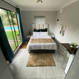 Privacy and comfort, khách sạn ở Durban
