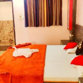Panchmarhi Deluxe Stay, hotel v destinaci Pachmarhī