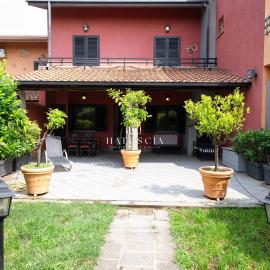 Natuscia Trevignano Platani Villa with Garden
