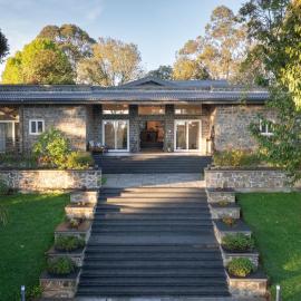 Sunnyside - A LuxUnlock Private Villa