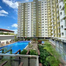 15FLR Condo End-Unit With Balcony Facing Amenities in Mesaverte Residences CDO, hotel Pontud városában